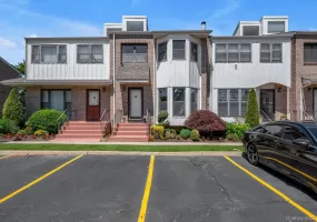 14 Vanderbilt Way, Hempstead, NY, 3 Bedrooms Bedrooms, 6 Rooms Rooms,2 BathroomsBathrooms,Residential,For Rent,Vanderbilt,0,1015522 14 Vanderbilt Way, Hempstead, NY, 3 Bedrooms Bedrooms, 6 Rooms Rooms,2 BathroomsBathrooms,Residential,For Rent,Vanderbilt,0,1015522