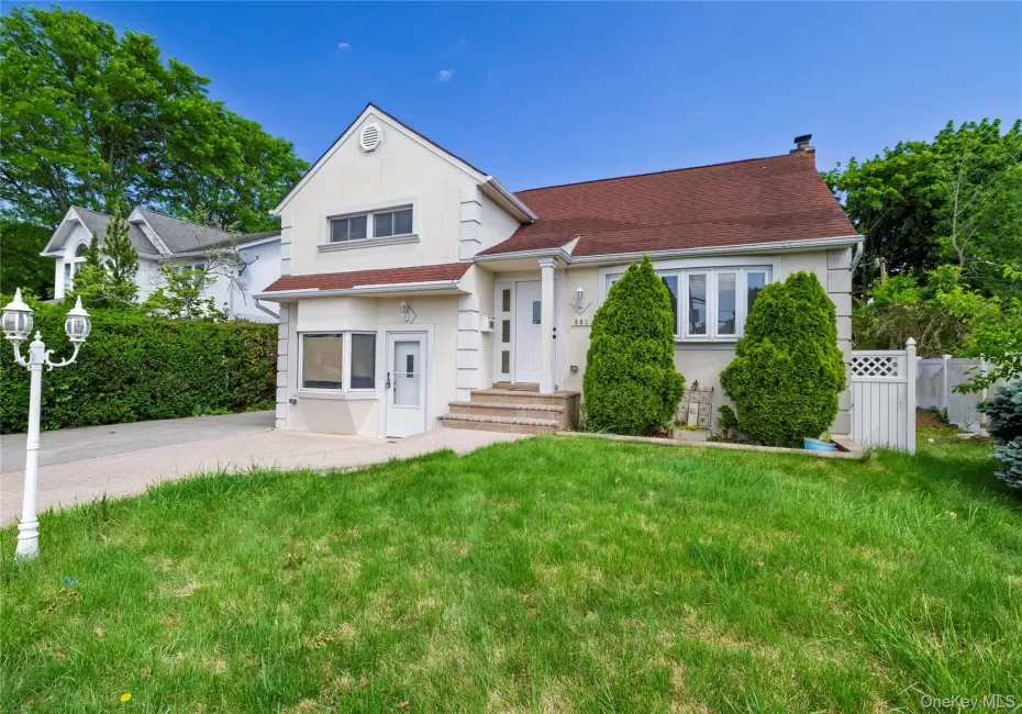 561 Woodbury Road, Oyster Bay, NY, 3 Bedrooms Bedrooms, 6 Rooms Rooms,3 BathroomsBathrooms,Residential Lease,For Rent,Woodbury,0,1015598 561 Woodbury Road, Oyster Bay, NY, 3 Bedrooms Bedrooms, 6 Rooms Rooms,3 BathroomsBathrooms,Residential Lease,For Rent,Woodbury,0,1015598