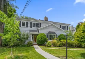 14 Wakefield Road, Scarsdale, NY, 4 Bedrooms Bedrooms, 9 Rooms Rooms,3 BathroomsBathrooms,Residential Lease,For Rent,Wakefield,0,1015544 14 Wakefield Road, Scarsdale, NY, 4 Bedrooms Bedrooms, 9 Rooms Rooms,3 BathroomsBathrooms,Residential Lease,For Rent,Wakefield,0,1015544