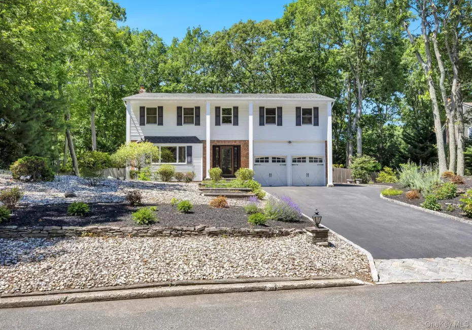 17 Cedar Place, Smithtown, NY, 4 Bedrooms Bedrooms, 9 Rooms Rooms,2 BathroomsBathrooms,Residential,For Rent,Cedar,0,1015782 17 Cedar Place, Smithtown, NY, 4 Bedrooms Bedrooms, 9 Rooms Rooms,2 BathroomsBathrooms,Residential,For Rent,Cedar,0,1015782
