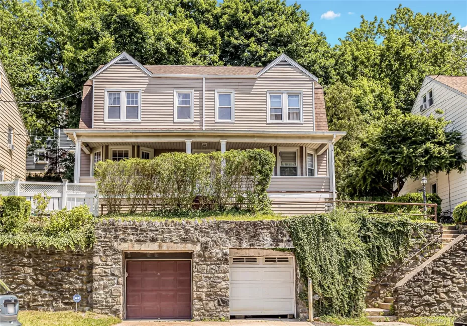 206 Midland Avenue, Eastchester, NY, 3 Bedrooms Bedrooms, 8 Rooms Rooms,1 BathroomBathrooms,Residential,For Rent,Midland,0,1014666 206 Midland Avenue, Eastchester, NY, 3 Bedrooms Bedrooms, 8 Rooms Rooms,1 BathroomBathrooms,Residential,For Rent,Midland,0,1014666