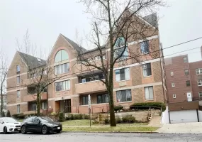 10 Canterbury Road, North Hempstead, NY, 1 Bedroom Bedrooms, 4 Rooms Rooms,1 BathroomBathrooms,Residential,For Rent,Canterbury,0,1015710 10 Canterbury Road, North Hempstead, NY, 1 Bedroom Bedrooms, 4 Rooms Rooms,1 BathroomBathrooms,Residential,For Rent,Canterbury,0,1015710