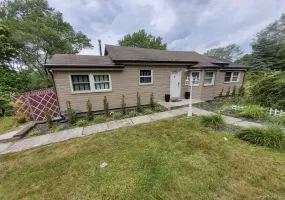 469 Hillside Road, Monroe, NY, 4 Bedrooms Bedrooms, 5 Rooms Rooms,2 BathroomsBathrooms,Residential Lease,For Rent,Hillside,0,1015649 469 Hillside Road, Monroe, NY, 4 Bedrooms Bedrooms, 5 Rooms Rooms,2 BathroomsBathrooms,Residential Lease,For Rent,Hillside,0,1015649