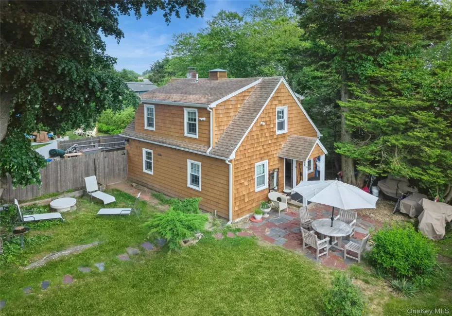 89 Elroy Drive, East Hampton, NY, 3 Bedrooms Bedrooms, 8 Rooms Rooms,1 BathroomBathrooms,Residential,For Rent,Elroy,0,1015693 89 Elroy Drive, East Hampton, NY, 3 Bedrooms Bedrooms, 8 Rooms Rooms,1 BathroomBathrooms,Residential,For Rent,Elroy,0,1015693