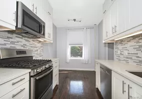 472 Gramatan Avenue, Mount Vernon, NY, 1 Bedroom Bedrooms, 3 Rooms Rooms,1 BathroomBathrooms,Residential,For Rent,Gramatan,0,1015812 472 Gramatan Avenue, Mount Vernon, NY, 1 Bedroom Bedrooms, 3 Rooms Rooms,1 BathroomBathrooms,Residential,For Rent,Gramatan,0,1015812