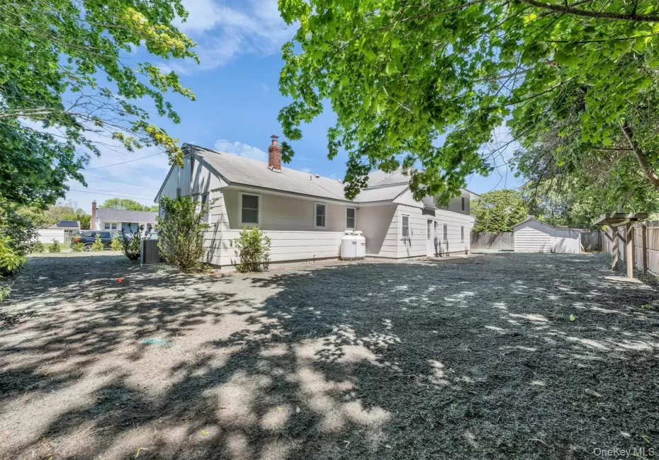 8 Westbury Road, Southampton, NY, 5 Bedrooms Bedrooms, 11 Rooms Rooms,4 BathroomsBathrooms,Residential,For Rent,Westbury,0,1015862 8 Westbury Road, Southampton, NY, 5 Bedrooms Bedrooms, 11 Rooms Rooms,4 BathroomsBathrooms,Residential,For Rent,Westbury,0,1015862