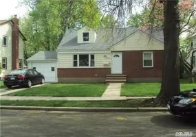 1034 Tulsa Street, Hempstead, NY, 5 Bedrooms Bedrooms, 8 Rooms Rooms,1 BathroomBathrooms,Residential,For Rent,Tulsa,0,KEY1011745 1034 Tulsa Street, Hempstead, NY, 5 Bedrooms Bedrooms, 8 Rooms Rooms,1 BathroomBathrooms,Residential,For Rent,Tulsa,0,KEY1011745