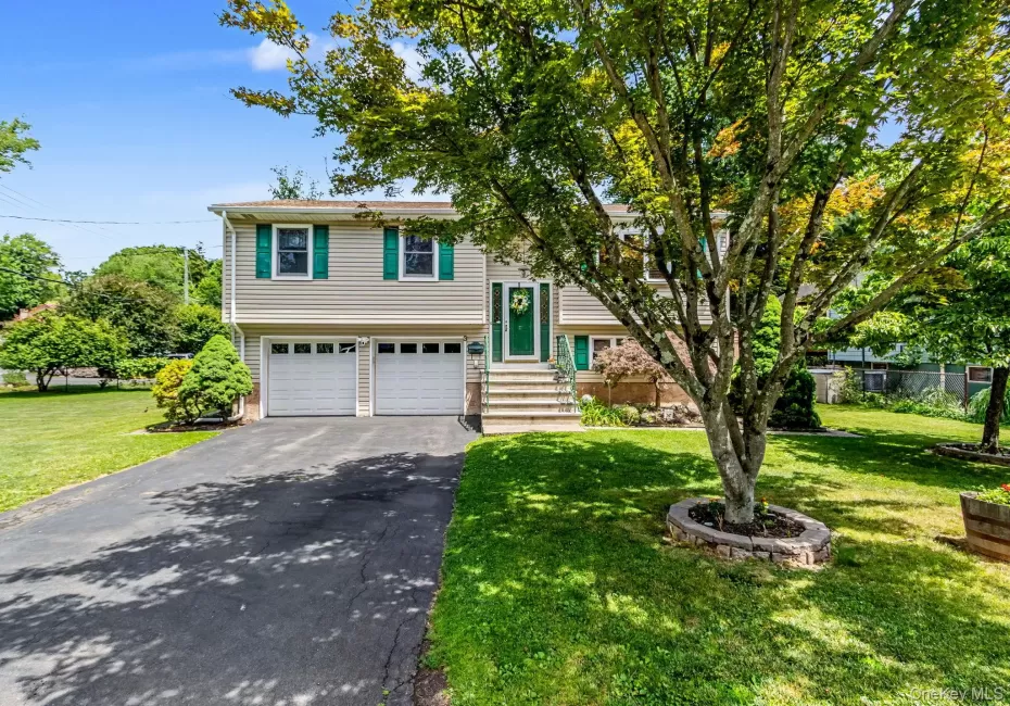 3 Van Wardt Place, Orangetown, NY, 3 Bedrooms Bedrooms, 11 Rooms Rooms,2 BathroomsBathrooms,Residential,For Rent,Van Wardt,0,1015258 3 Van Wardt Place, Orangetown, NY, 3 Bedrooms Bedrooms, 11 Rooms Rooms,2 BathroomsBathrooms,Residential,For Rent,Van Wardt,0,1015258