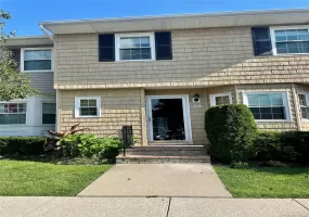 29 Woodlake E Drive, Oyster Bay, NY, 3 Bedrooms Bedrooms, 6 Rooms Rooms,2 BathroomsBathrooms,Residential Lease,For Rent,Woodlake E,0,1015852 29 Woodlake E Drive, Oyster Bay, NY, 3 Bedrooms Bedrooms, 6 Rooms Rooms,2 BathroomsBathrooms,Residential Lease,For Rent,Woodlake E,0,1015852