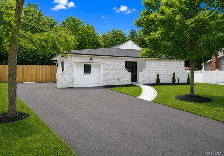 30 Bradley Drive, Brookhaven, NY, 5 Bedrooms Bedrooms, 7 Rooms Rooms,3 BathroomsBathrooms,Residential,For Rent,Bradley,0,1015655 30 Bradley Drive, Brookhaven, NY, 5 Bedrooms Bedrooms, 7 Rooms Rooms,3 BathroomsBathrooms,Residential,For Rent,Bradley,0,1015655