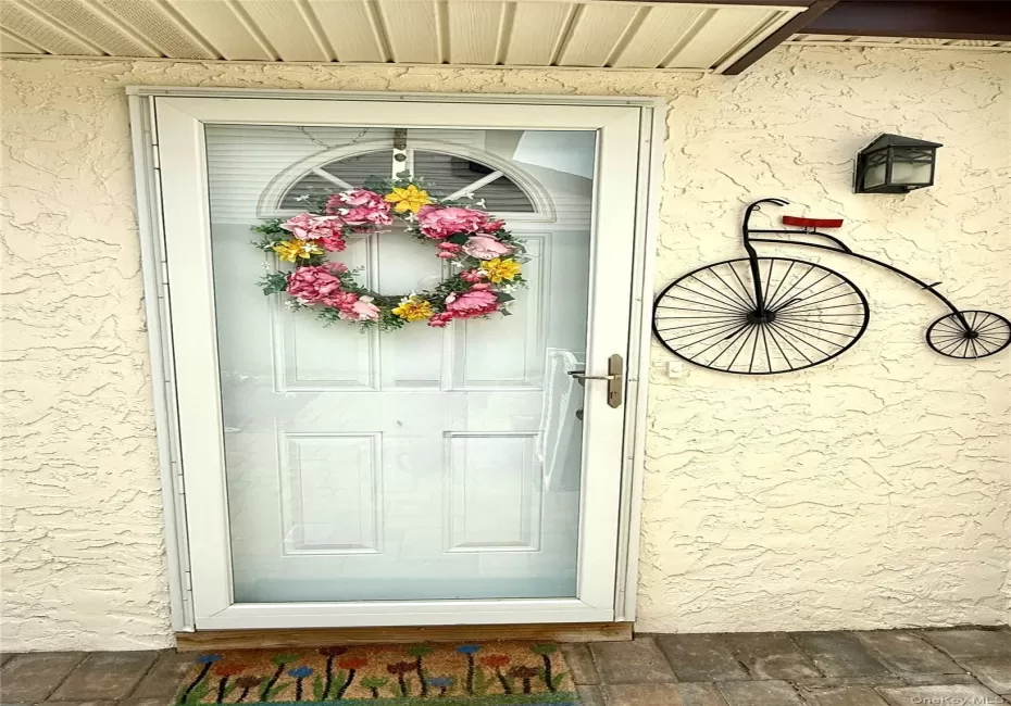 1305 Gotham Court, Smithtown, NY, 2 Bedrooms Bedrooms, 4 Rooms Rooms,1 BathroomBathrooms,Residential,For Rent,Gotham,0,1015354 1305 Gotham Court, Smithtown, NY, 2 Bedrooms Bedrooms, 4 Rooms Rooms,1 BathroomBathrooms,Residential,For Rent,Gotham,0,1015354