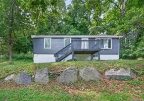 145 Van Wagner Road, Poughkeepsie (town), NY, 3 Bedrooms Bedrooms, 6 Rooms Rooms,2 BathroomsBathrooms,Residential,For Rent,Van Wagner,0,1015869 145 Van Wagner Road, Poughkeepsie (town), NY, 3 Bedrooms Bedrooms, 6 Rooms Rooms,2 BathroomsBathrooms,Residential,For Rent,Van Wagner,0,1015869