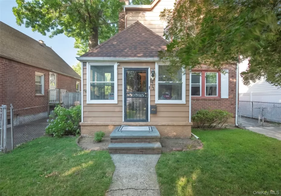 8415 253rd Street, New York, NY, 4 Bedrooms Bedrooms, 7 Rooms Rooms,2 BathroomsBathrooms,Residential,For Rent,253rd,0,1015970 8415 253rd Street, New York, NY, 4 Bedrooms Bedrooms, 7 Rooms Rooms,2 BathroomsBathrooms,Residential,For Rent,253rd,0,1015970