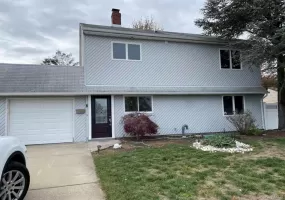8 Harmony Lane, North Hempstead, NY, 5 Bedrooms Bedrooms, 10 Rooms Rooms,2 BathroomsBathrooms,Residential,For Rent,Harmony,0,1015965 8 Harmony Lane, North Hempstead, NY, 5 Bedrooms Bedrooms, 10 Rooms Rooms,2 BathroomsBathrooms,Residential,For Rent,Harmony,0,1015965