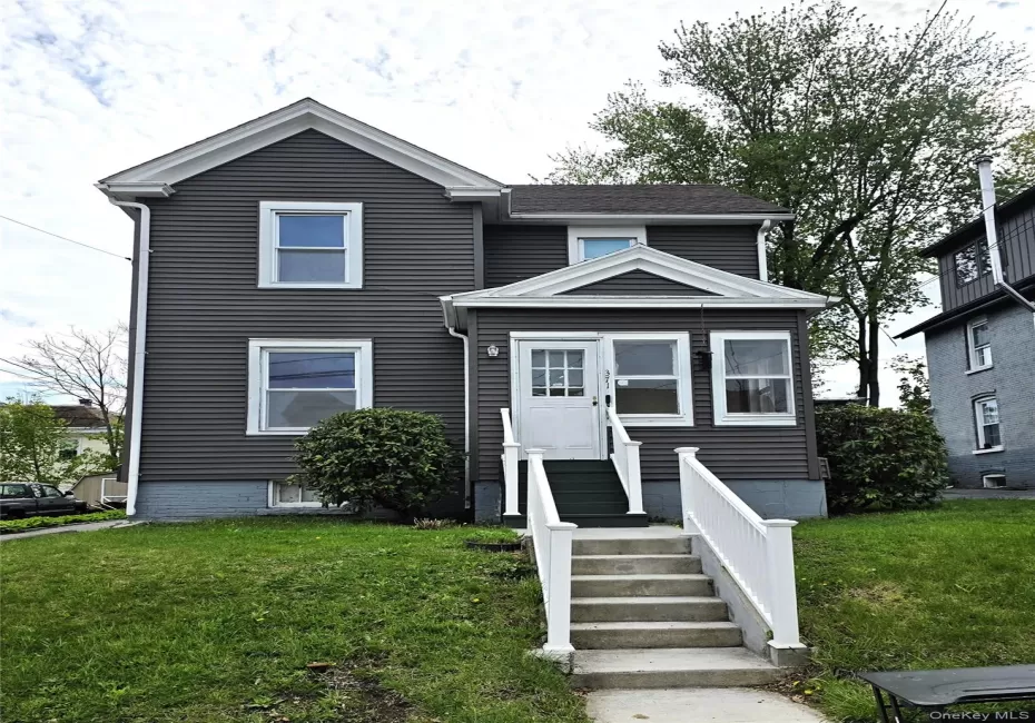 371-373 Verplanck Avenue, Beacon, NY, 3 Bedrooms Bedrooms, 6 Rooms Rooms,1 BathroomBathrooms,Residential,For Rent,Verplanck,0,985479 371-373 Verplanck Avenue, Beacon, NY, 3 Bedrooms Bedrooms, 6 Rooms Rooms,1 BathroomBathrooms,Residential,For Rent,Verplanck,0,985479