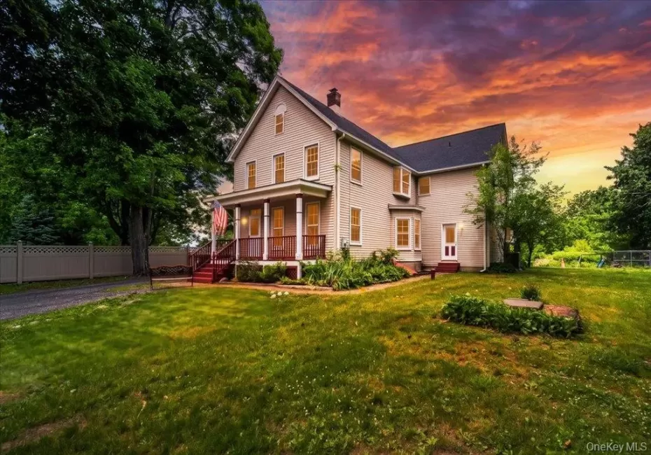 1524 State Route 17A, Warwick (town), NY, 4 Bedrooms Bedrooms, 12 Rooms Rooms,2 BathroomsBathrooms,Residential,For Rent,State Route 17A,0,1010149 1524 State Route 17A, Warwick (town), NY, 4 Bedrooms Bedrooms, 12 Rooms Rooms,2 BathroomsBathrooms,Residential,For Rent,State Route 17A,0,1010149