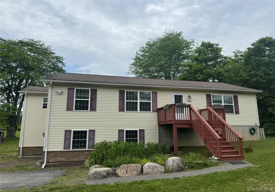 1556 Albany Post Road, Gardiner, NY, 3 Bedrooms Bedrooms, 6 Rooms Rooms,2 BathroomsBathrooms,Residential,For Rent,Albany Post,0,1012741 1556 Albany Post Road, Gardiner, NY, 3 Bedrooms Bedrooms, 6 Rooms Rooms,2 BathroomsBathrooms,Residential,For Rent,Albany Post,0,1012741