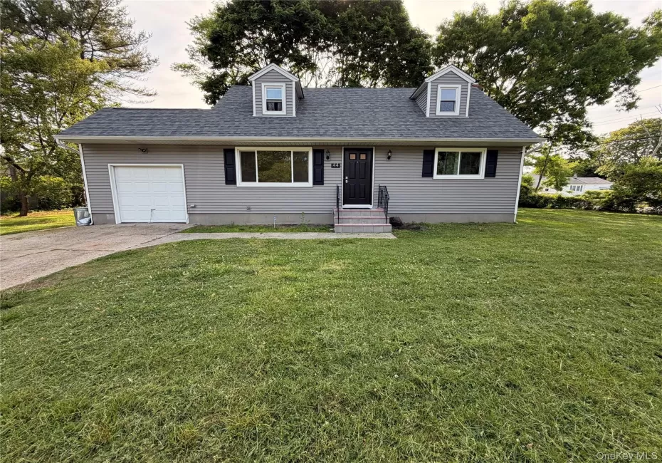 44 Pine Tree Drive, Brookhaven, NY, 4 Bedrooms Bedrooms, 10 Rooms Rooms,2 BathroomsBathrooms,Residential Lease,For Rent,Pine Tree,0,1016007 44 Pine Tree Drive, Brookhaven, NY, 4 Bedrooms Bedrooms, 10 Rooms Rooms,2 BathroomsBathrooms,Residential Lease,For Rent,Pine Tree,0,1016007
