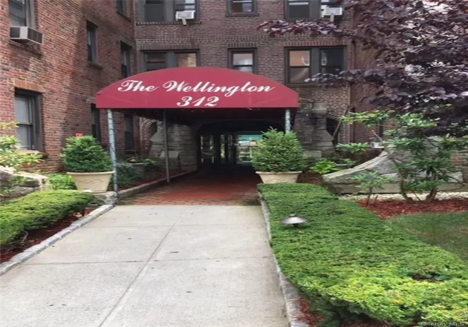 312 Main Street, White Plains, NY, 1 Bedroom Bedrooms, 3 Rooms Rooms,1 BathroomBathrooms,Residential Lease,For Rent,Main,0,1015641 312 Main Street, White Plains, NY, 1 Bedroom Bedrooms, 3 Rooms Rooms,1 BathroomBathrooms,Residential Lease,For Rent,Main,0,1015641