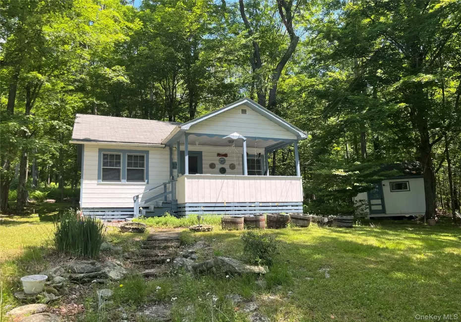 44 Barton Road, Liberty, NY, 1 Bedroom Bedrooms, 4 Rooms Rooms,1 BathroomBathrooms,Residential,For Rent,Barton,0,1016102 44 Barton Road, Liberty, NY, 1 Bedroom Bedrooms, 4 Rooms Rooms,1 BathroomBathrooms,Residential,For Rent,Barton,0,1016102