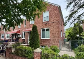 19323 Station Road, New York, NY, 3 Bedrooms Bedrooms, 8 Rooms Rooms,2 BathroomsBathrooms,Residential,For Rent,Station,0,1015320 19323 Station Road, New York, NY, 3 Bedrooms Bedrooms, 8 Rooms Rooms,2 BathroomsBathrooms,Residential,For Rent,Station,0,1015320