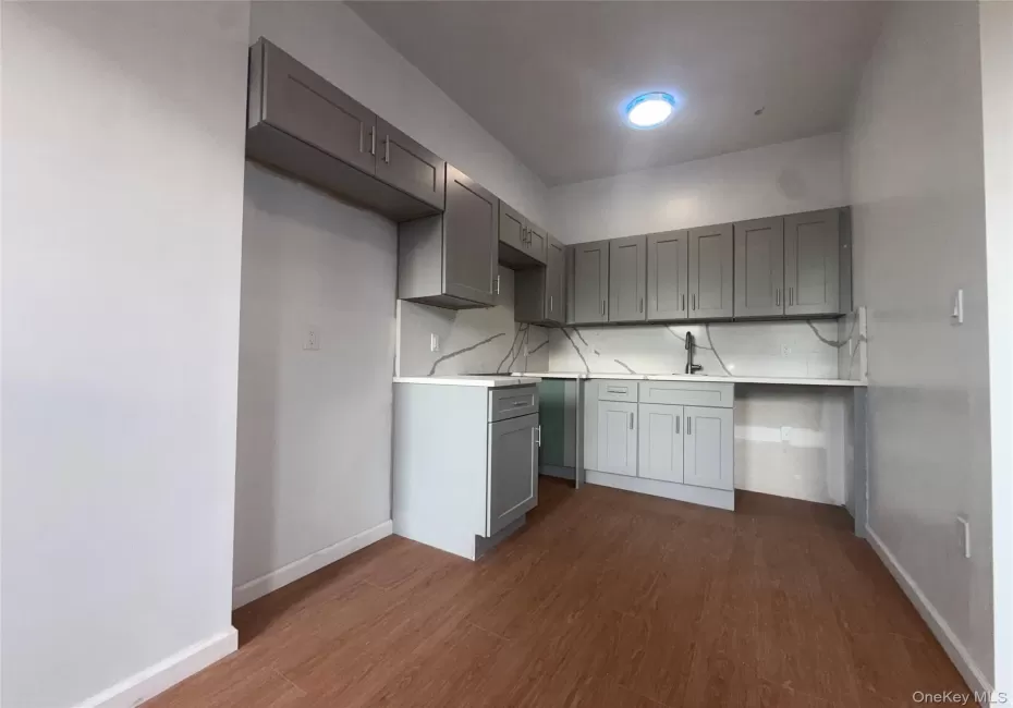 324 Eldert Street, New York, NY, 1 Bedroom Bedrooms, 4 Rooms Rooms,1 BathroomBathrooms,Residential Lease,For Rent,Eldert,0,1016160 324 Eldert Street, New York, NY, 1 Bedroom Bedrooms, 4 Rooms Rooms,1 BathroomBathrooms,Residential Lease,For Rent,Eldert,0,1016160
