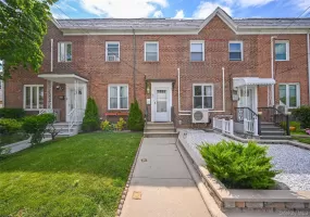 24-08 154th Street, New York, NY, 3 Bedrooms Bedrooms, 9 Rooms Rooms,2 BathroomsBathrooms,Residential,For Rent,154th,0,1015428 24-08 154th Street, New York, NY, 3 Bedrooms Bedrooms, 9 Rooms Rooms,2 BathroomsBathrooms,Residential,For Rent,154th,0,1015428