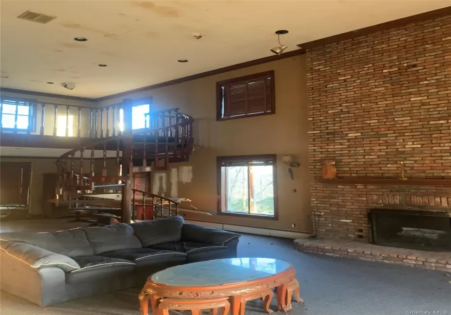 4 August Lane, North Hempstead, NY, 5 Bedrooms Bedrooms, 10 Rooms Rooms,3 BathroomsBathrooms,Residential,For Rent,August,0,KEY961318 4 August Lane, North Hempstead, NY, 5 Bedrooms Bedrooms, 10 Rooms Rooms,3 BathroomsBathrooms,Residential,For Rent,August,0,KEY961318