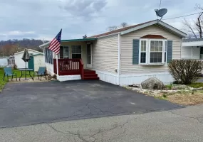 31 Mountainview MHP, Stony Point, NY, 2 Bedrooms Bedrooms, 4 Rooms Rooms,1 BathroomBathrooms,Residential,For Rent,Mountainview MHP,0,980763 31 Mountainview MHP, Stony Point, NY, 2 Bedrooms Bedrooms, 4 Rooms Rooms,1 BathroomBathrooms,Residential,For Rent,Mountainview MHP,0,980763
