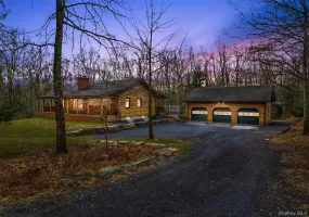 563 Peenpack Trail, Deerpark, NY, 3 Bedrooms Bedrooms, 6 Rooms Rooms,2 BathroomsBathrooms,Residential,For Rent,Peenpack,0,979369 563 Peenpack Trail, Deerpark, NY, 3 Bedrooms Bedrooms, 6 Rooms Rooms,2 BathroomsBathrooms,Residential,For Rent,Peenpack,0,979369