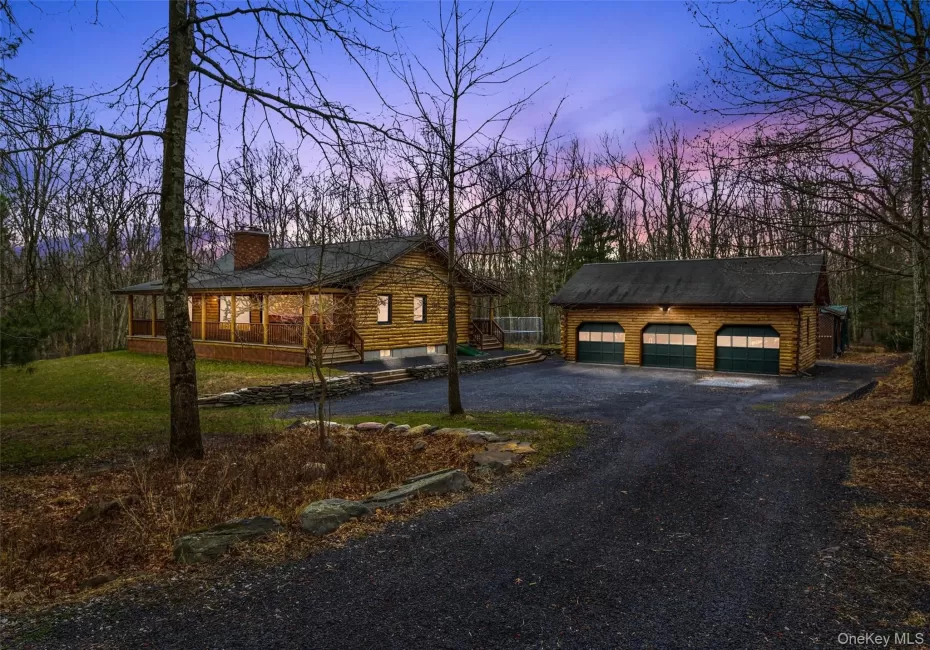 563 Peenpack Trail, Deerpark, NY, 3 Bedrooms Bedrooms, 6 Rooms Rooms,2 BathroomsBathrooms,Residential,For Rent,Peenpack,0,979369 563 Peenpack Trail, Deerpark, NY, 3 Bedrooms Bedrooms, 6 Rooms Rooms,2 BathroomsBathrooms,Residential,For Rent,Peenpack,0,979369