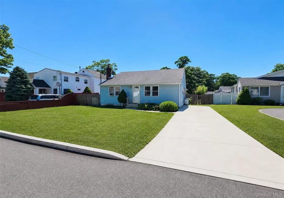 Great Opportunity For The Handyman & Investor! Great Opportunity For The Handyman & Investor!