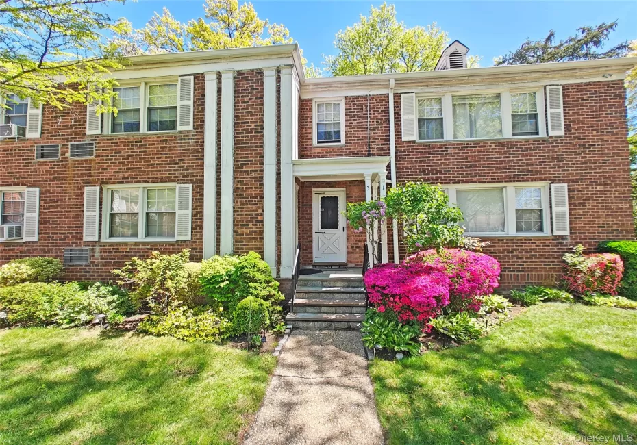 3 Lawrence Park Crescent, Yonkers, NY, 2 Bedrooms Bedrooms, 4 Rooms Rooms,2 BathroomsBathrooms,Residential,For Rent,Lawrence Park,0,1012893 3 Lawrence Park Crescent, Yonkers, NY, 2 Bedrooms Bedrooms, 4 Rooms Rooms,2 BathroomsBathrooms,Residential,For Rent,Lawrence Park,0,1012893