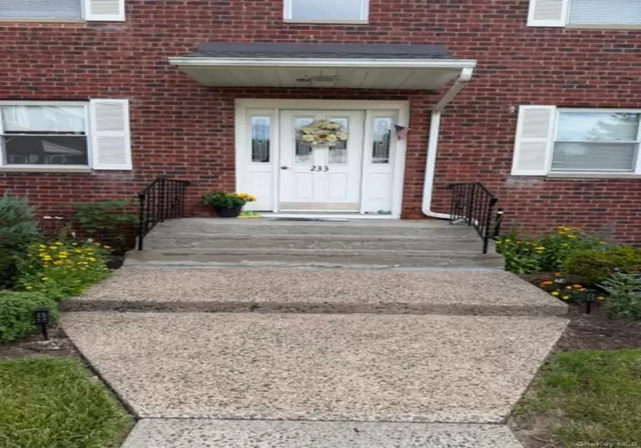 233 Middletown Road, Orangetown, NY, 1 Bedroom Bedrooms, 3 Rooms Rooms,1 BathroomBathrooms,Residential,For Rent,Middletown,0,1016203 233 Middletown Road, Orangetown, NY, 1 Bedroom Bedrooms, 3 Rooms Rooms,1 BathroomBathrooms,Residential,For Rent,Middletown,0,1016203