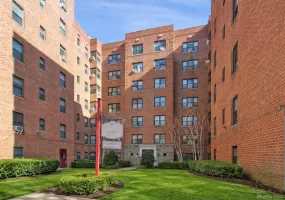 2 Fisher Drive, Mount Vernon, NY, 2 Bedrooms Bedrooms, 5 Rooms Rooms,1 BathroomBathrooms,Residential,For Rent,Fisher,0,KEY958270 2 Fisher Drive, Mount Vernon, NY, 2 Bedrooms Bedrooms, 5 Rooms Rooms,1 BathroomBathrooms,Residential,For Rent,Fisher,0,KEY958270