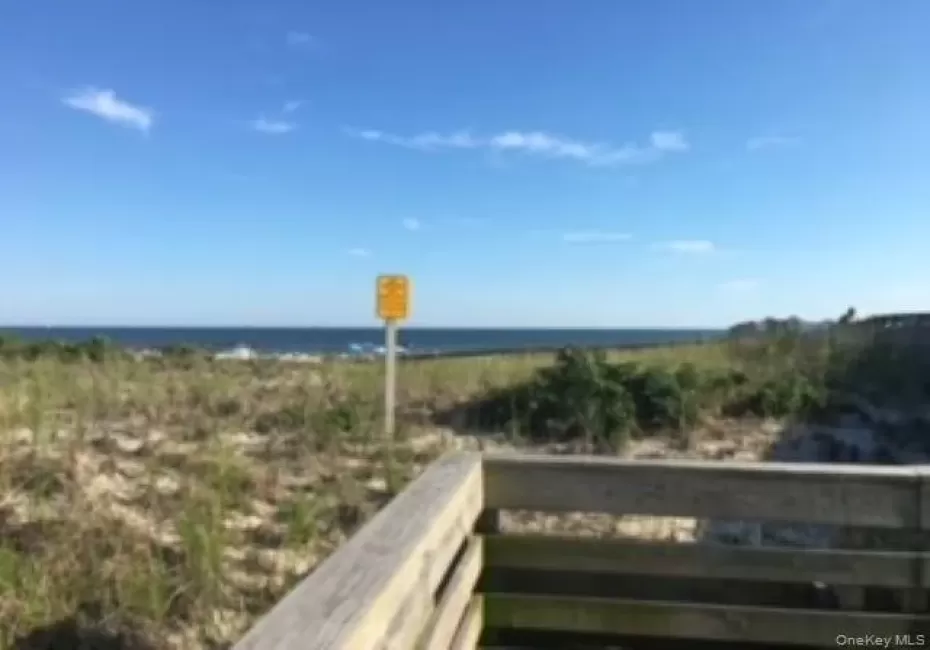 985 Oceanfront Street, Long Beach, NY, 1 Bedroom Bedrooms, 3 Rooms Rooms,1 BathroomBathrooms,Residential Lease,For Rent,Oceanfront,0,1016417 985 Oceanfront Street, Long Beach, NY, 1 Bedroom Bedrooms, 3 Rooms Rooms,1 BathroomBathrooms,Residential Lease,For Rent,Oceanfront,0,1016417