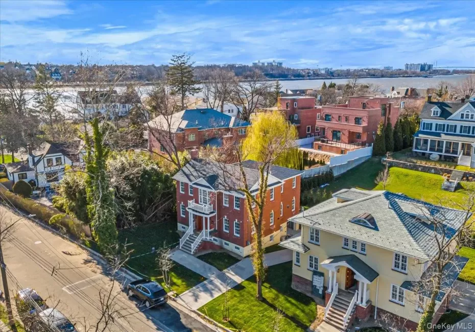 233-17 38th Drive, New York, NY, 5 Bedrooms Bedrooms, 8 Rooms Rooms,3 BathroomsBathrooms,Residential,For Rent,38th,0,951089 233-17 38th Drive, New York, NY, 5 Bedrooms Bedrooms, 8 Rooms Rooms,3 BathroomsBathrooms,Residential,For Rent,38th,0,951089