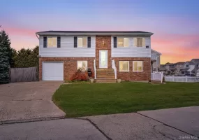 4 Bay Place, Babylon, NY, 5 Bedrooms Bedrooms, 10 Rooms Rooms,3 BathroomsBathrooms,Residential,For Rent,Bay,0,KEY999254 4 Bay Place, Babylon, NY, 5 Bedrooms Bedrooms, 10 Rooms Rooms,3 BathroomsBathrooms,Residential,For Rent,Bay,0,KEY999254
