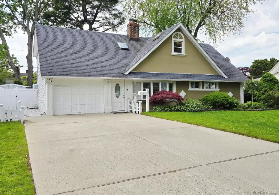 52 Mist Lane, Hempstead, NY, 4 Bedrooms Bedrooms, 8 Rooms Rooms,2 BathroomsBathrooms,Residential Lease,For Rent,Mist,0,1006838 52 Mist Lane, Hempstead, NY, 4 Bedrooms Bedrooms, 8 Rooms Rooms,2 BathroomsBathrooms,Residential Lease,For Rent,Mist,0,1006838