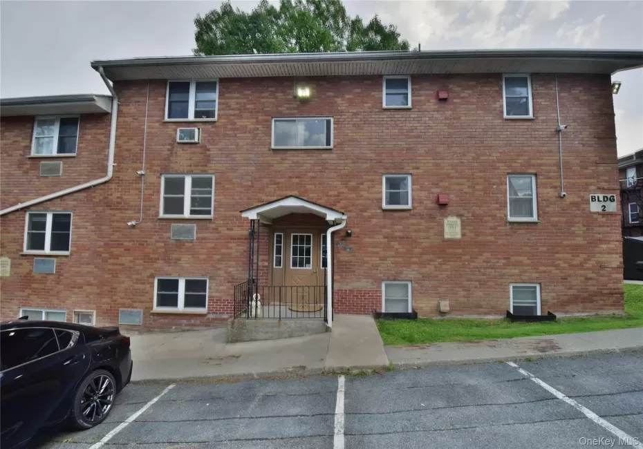 51 Leroy Place, Newburgh (city), NY, 1 Bedroom Bedrooms, 5 Rooms Rooms,1 BathroomBathrooms,Residential Lease,For Rent,Leroy,0,1016280 51 Leroy Place, Newburgh (city), NY, 1 Bedroom Bedrooms, 5 Rooms Rooms,1 BathroomBathrooms,Residential Lease,For Rent,Leroy,0,1016280