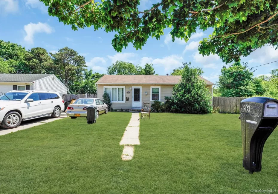 903 Provost Avenue, Brookhaven, NY, 3 Bedrooms Bedrooms, 6 Rooms Rooms,1 BathroomBathrooms,Residential,For Rent,Provost,0,1016370 903 Provost Avenue, Brookhaven, NY, 3 Bedrooms Bedrooms, 6 Rooms Rooms,1 BathroomBathrooms,Residential,For Rent,Provost,0,1016370