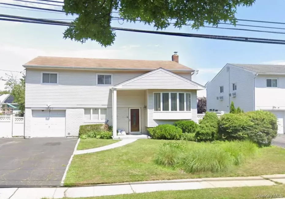 3423 Milburn Avenue, Hempstead, NY, 3 Bedrooms Bedrooms, 7 Rooms Rooms,3 BathroomsBathrooms,Residential Lease,For Rent,Milburn,0,1016438 3423 Milburn Avenue, Hempstead, NY, 3 Bedrooms Bedrooms, 7 Rooms Rooms,3 BathroomsBathrooms,Residential Lease,For Rent,Milburn,0,1016438