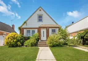 30 Viola Street, Hempstead, NY, 3 Bedrooms Bedrooms, 5 Rooms Rooms,1 BathroomBathrooms,Residential,For Rent,Viola,0,KEY1016039 30 Viola Street, Hempstead, NY, 3 Bedrooms Bedrooms, 5 Rooms Rooms,1 BathroomBathrooms,Residential,For Rent,Viola,0,KEY1016039