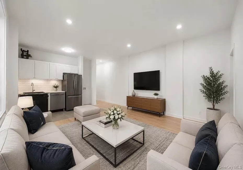 160 Wadsworth Avenue, New York, NY, 2 Bedrooms Bedrooms, 4 Rooms Rooms,1 BathroomBathrooms,Residential,For Rent,Wadsworth,0,1016475 160 Wadsworth Avenue, New York, NY, 2 Bedrooms Bedrooms, 4 Rooms Rooms,1 BathroomBathrooms,Residential,For Rent,Wadsworth,0,1016475