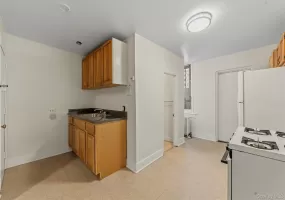 158 Willow Street, Yonkers, NY, 2 Bedrooms Bedrooms, 4 Rooms Rooms,1 BathroomBathrooms,Residential Lease,For Rent,Willow,0,1016511 158 Willow Street, Yonkers, NY, 2 Bedrooms Bedrooms, 4 Rooms Rooms,1 BathroomBathrooms,Residential Lease,For Rent,Willow,0,1016511