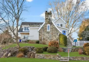 21 Kenmare Road, Mamaroneck, NY, 5 Bedrooms Bedrooms, 9 Rooms Rooms,3 BathroomsBathrooms,Residential Lease,For Rent,Kenmare,0,1015001 21 Kenmare Road, Mamaroneck, NY, 5 Bedrooms Bedrooms, 9 Rooms Rooms,3 BathroomsBathrooms,Residential Lease,For Rent,Kenmare,0,1015001