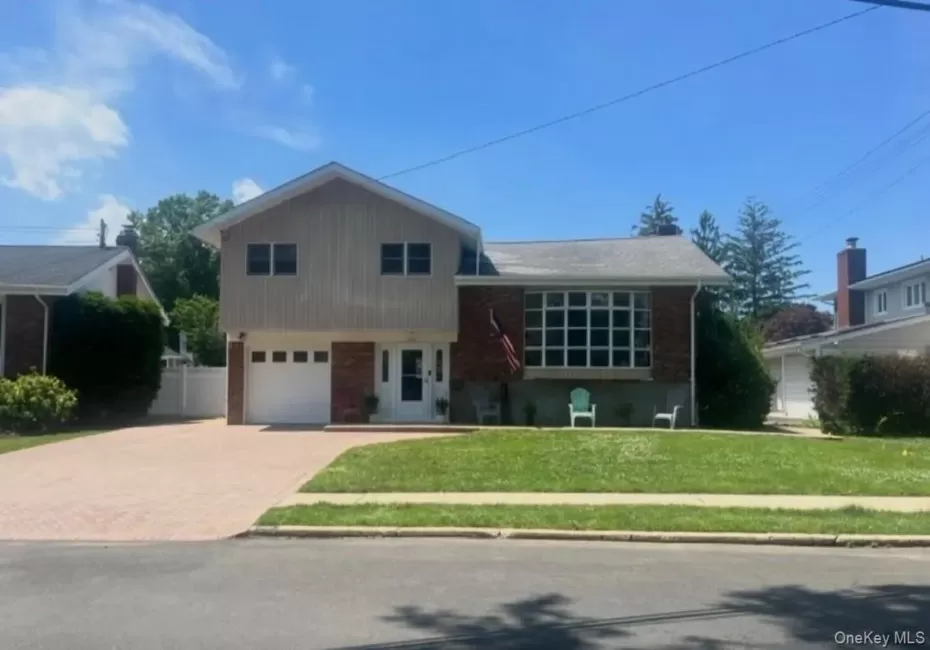 1853 Decatur Avenue, Hempstead, NY, 4 Bedrooms Bedrooms, 9 Rooms Rooms,3 BathroomsBathrooms,Residential,For Rent,Decatur,0,1011889 1853 Decatur Avenue, Hempstead, NY, 4 Bedrooms Bedrooms, 9 Rooms Rooms,3 BathroomsBathrooms,Residential,For Rent,Decatur,0,1011889