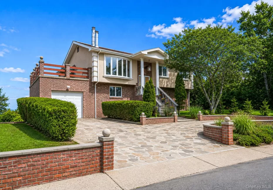 296 Longneck Boulevard, Riverhead, NY, 6 Bedrooms Bedrooms, 15 Rooms Rooms,3 BathroomsBathrooms,Residential,For Rent,Longneck,0,1015252 296 Longneck Boulevard, Riverhead, NY, 6 Bedrooms Bedrooms, 15 Rooms Rooms,3 BathroomsBathrooms,Residential,For Rent,Longneck,0,1015252