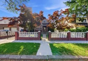 13170 221st Street, New York, NY, 4 Bedrooms Bedrooms, 11 Rooms Rooms,2 BathroomsBathrooms,Residential,For Rent,221st,0,KEY1014691 13170 221st Street, New York, NY, 4 Bedrooms Bedrooms, 11 Rooms Rooms,2 BathroomsBathrooms,Residential,For Rent,221st,0,KEY1014691