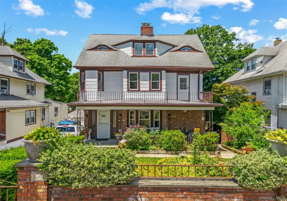 Welcome to 373 Palmer Ave in Mamaroneck, New York. Welcome to 373 Palmer Ave in Mamaroneck, New York.